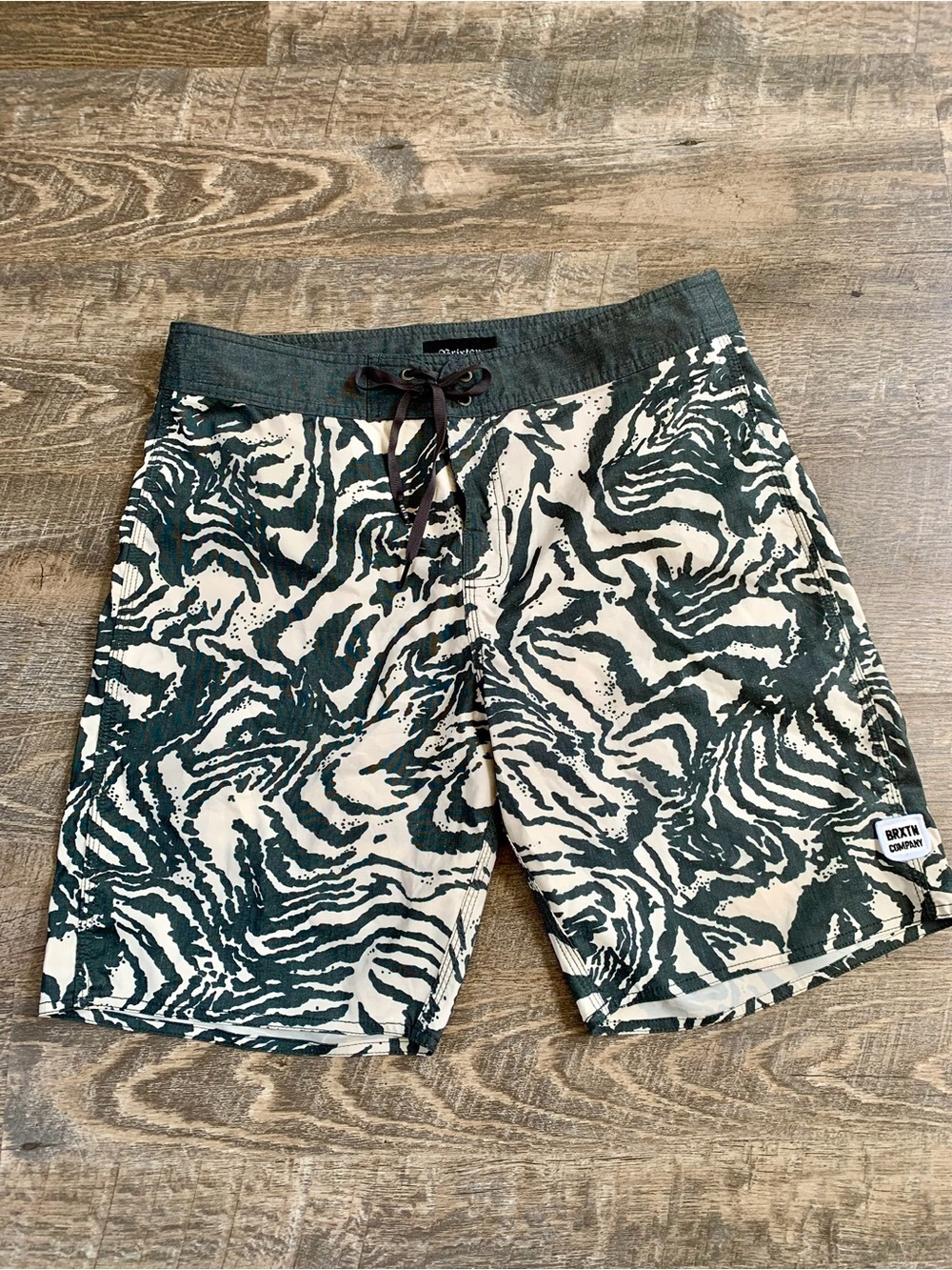 Brixton Men’s Grey Animal Like Contemporary Print Swim Trunks